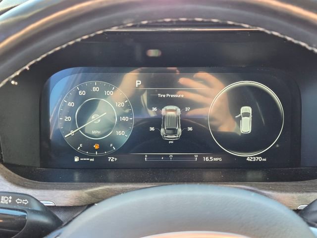 Used 2023 Kia Sorento SX Prestige image 19