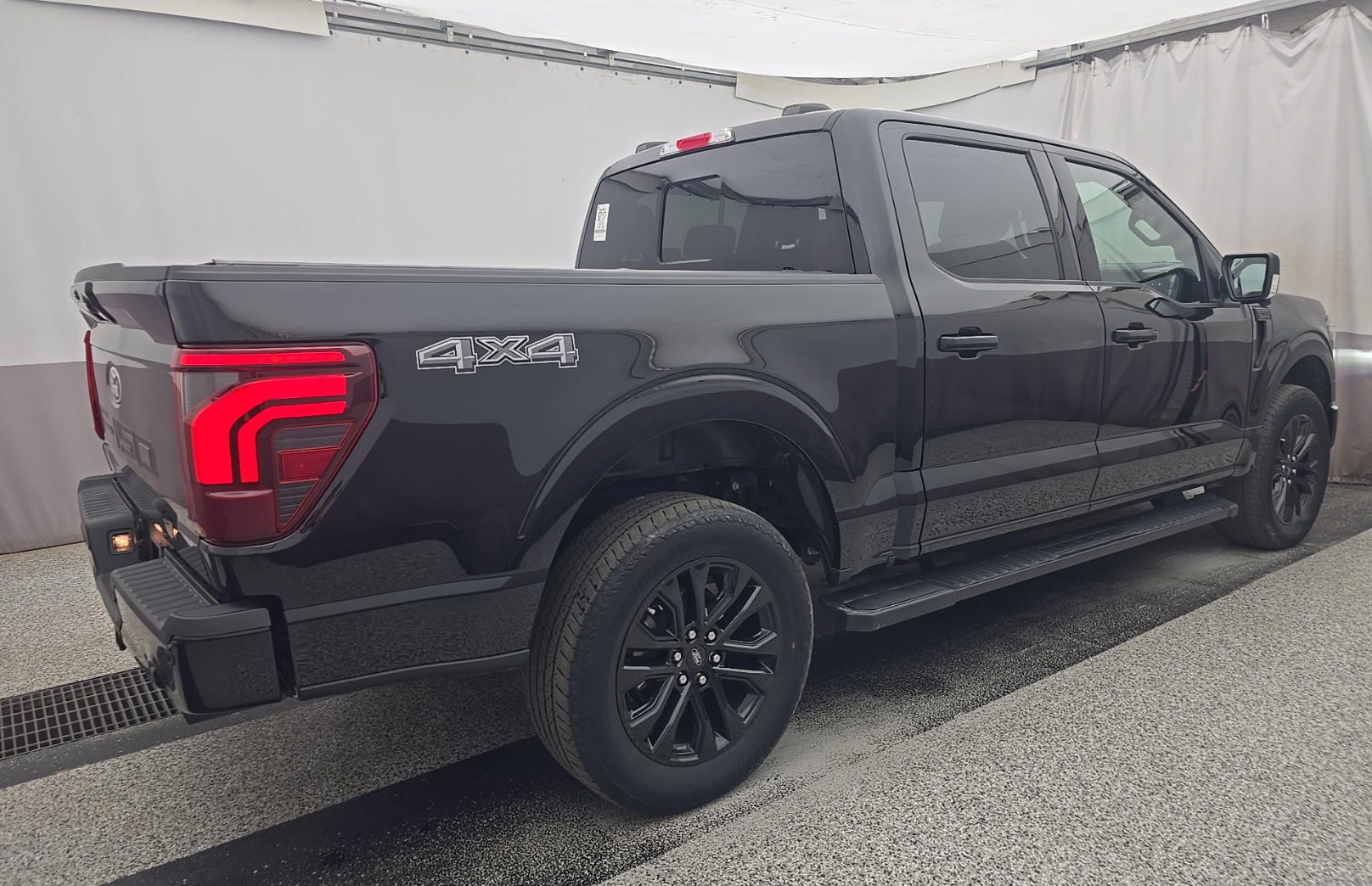 Used 2024 Ford F150 Lariat w/ Bed Utility Package AWD/4WD image 5