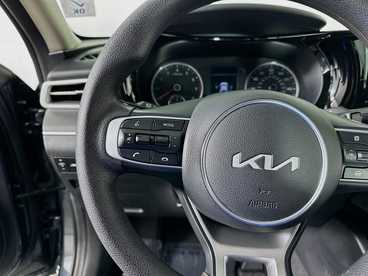 Used 2023 Kia K5 LXS image 18