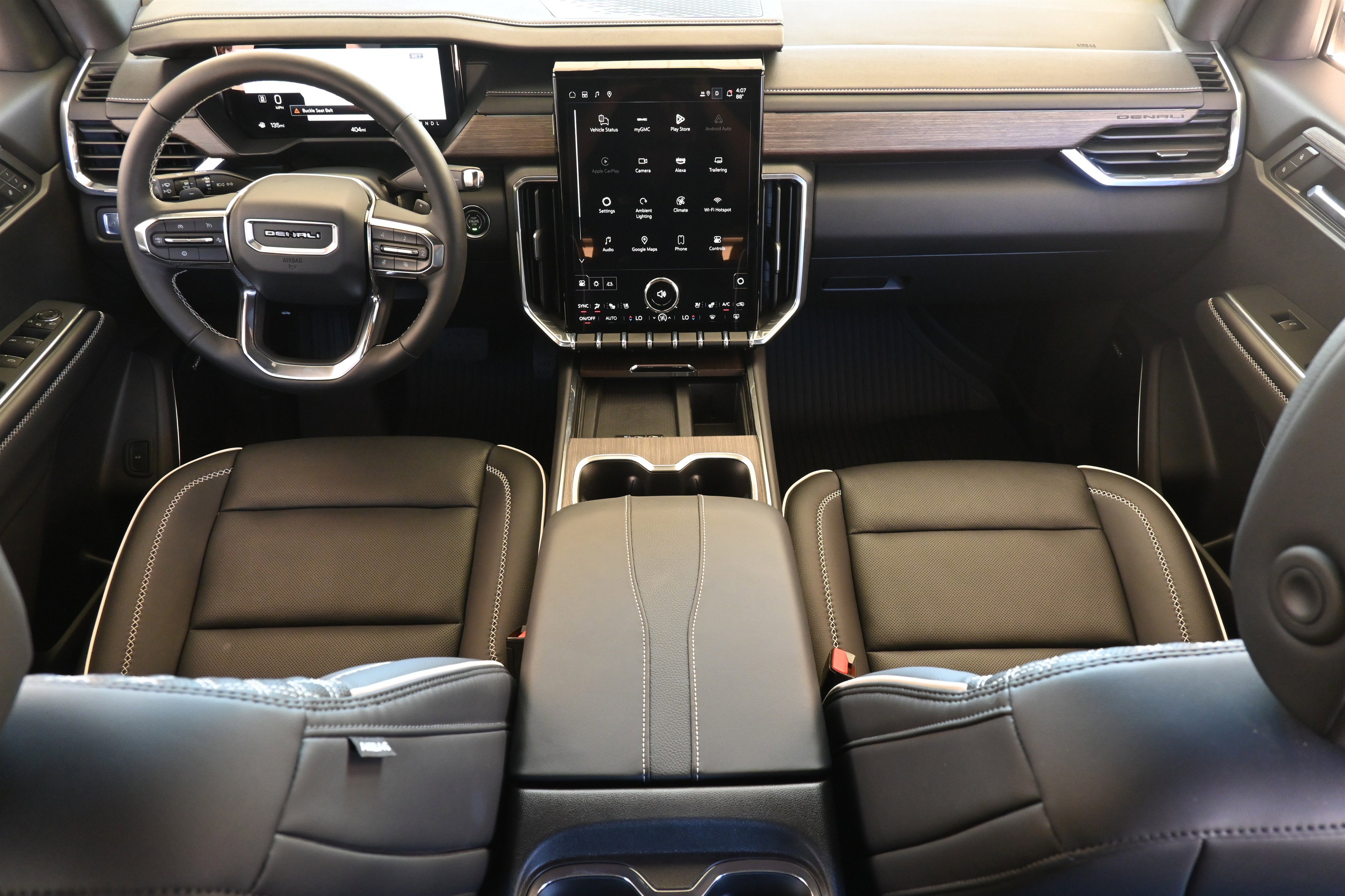 Used 2025 GMC Acadia Denali w/ LPO, Floor Liner Package image 24