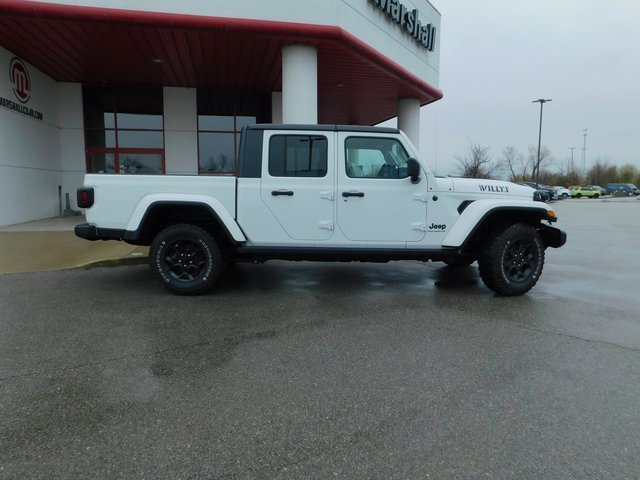 Used 2023 Jeep Gladiator Willys image 10