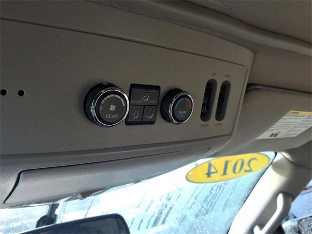 Used 2014 Nissan Armada Platinum w/ Platinum Reserve Package image 19