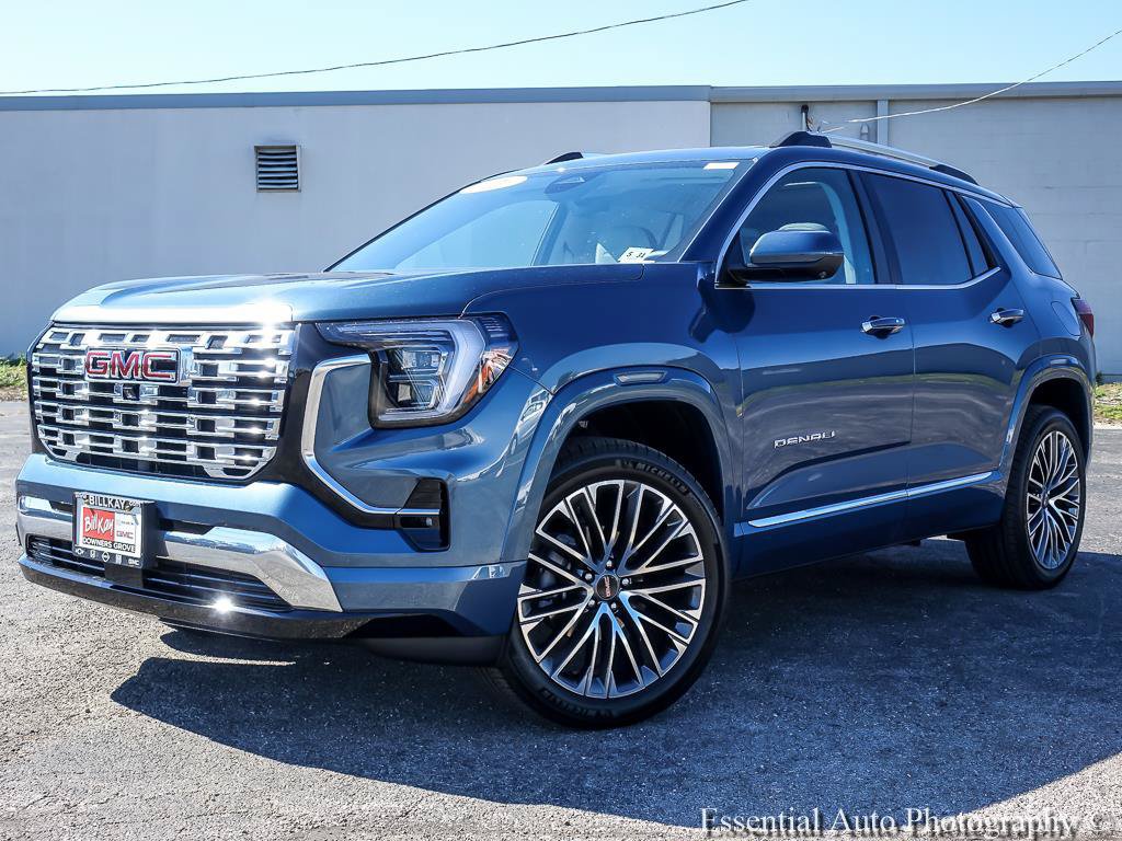 Used 2026 GMC Terrain Denali AWD/4WD image 2
