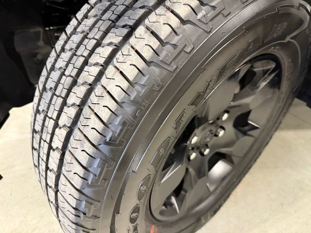 New 2025 RAM 1500 Tradesman w/ Night Edition AWD/4WD image 5