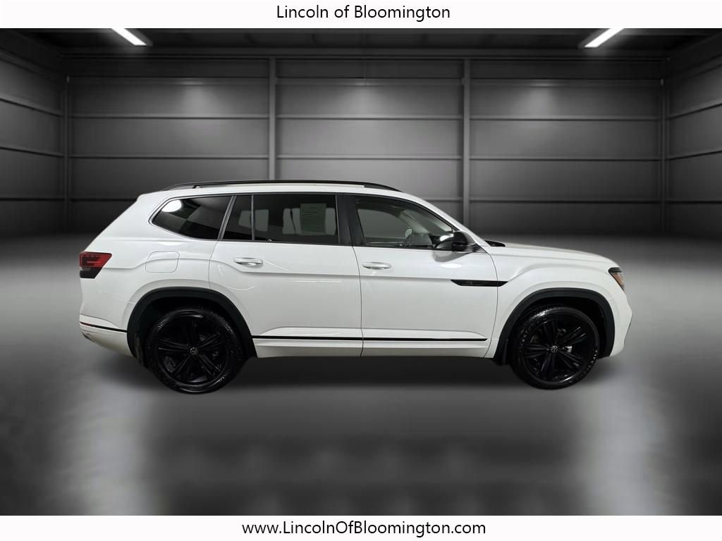 Used 2023 Volkswagen Atlas SEL R-Line image 7