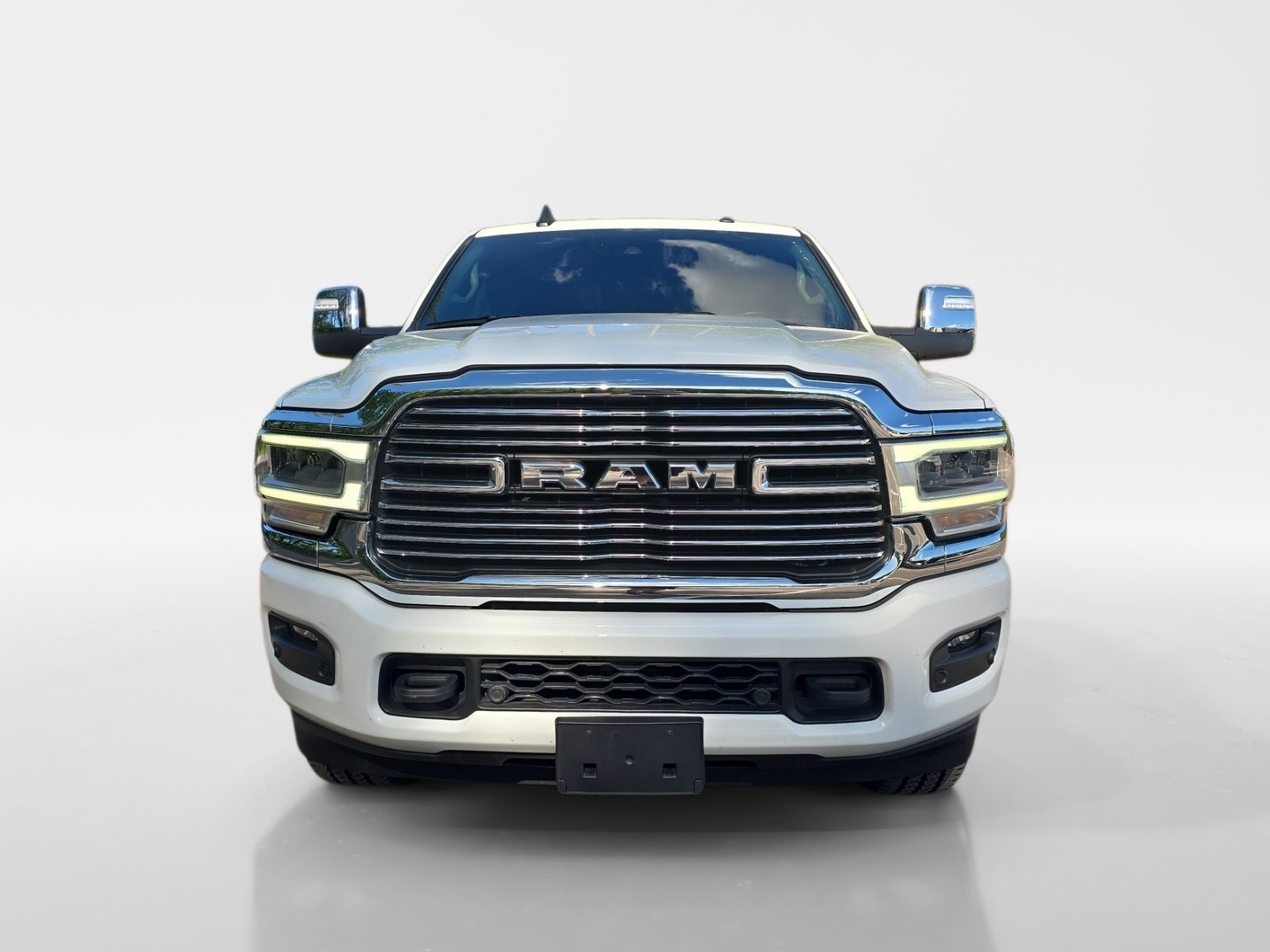 Used 2024 RAM 2500 Laramie w/ Safety Group AWD/4WD image 8