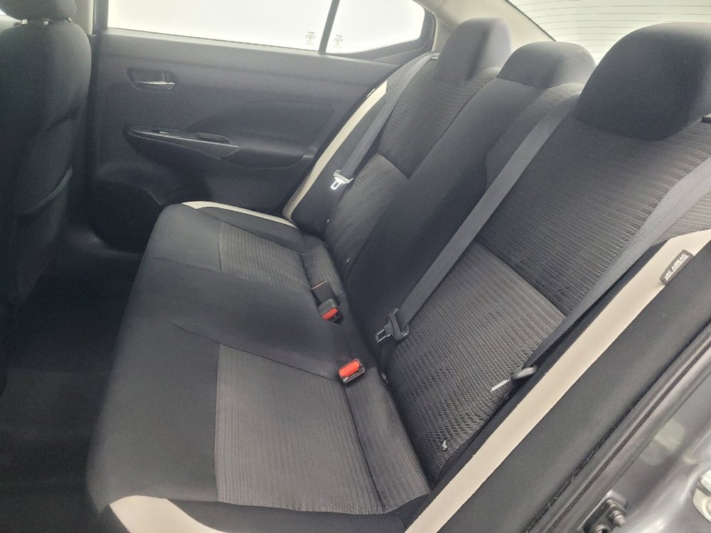 Used 2021 Nissan Versa SV image 18