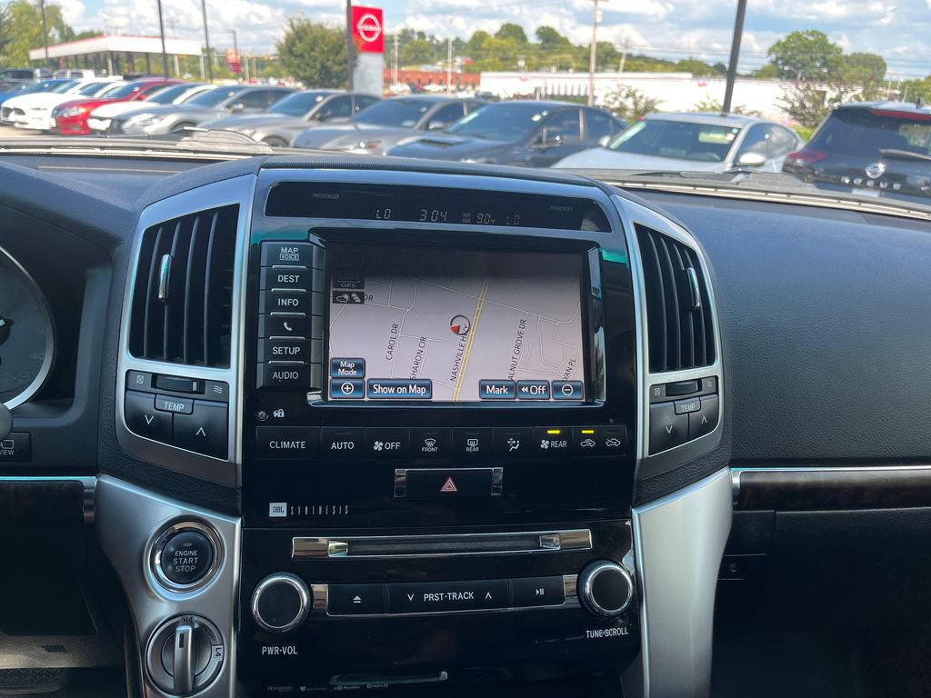 Used 2015 Toyota Land Cruiser AWD/4WD image 16