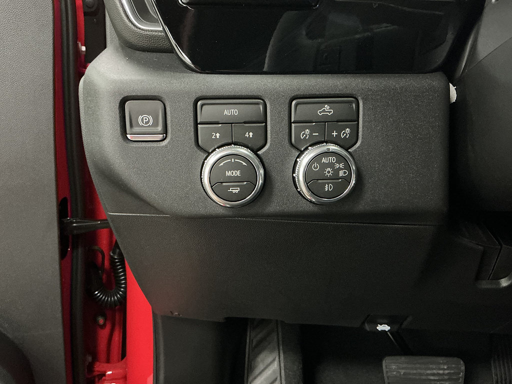 New 2026 GMC Sierra 1500 Elevation w/ Preferred Package AWD/4WD image 11