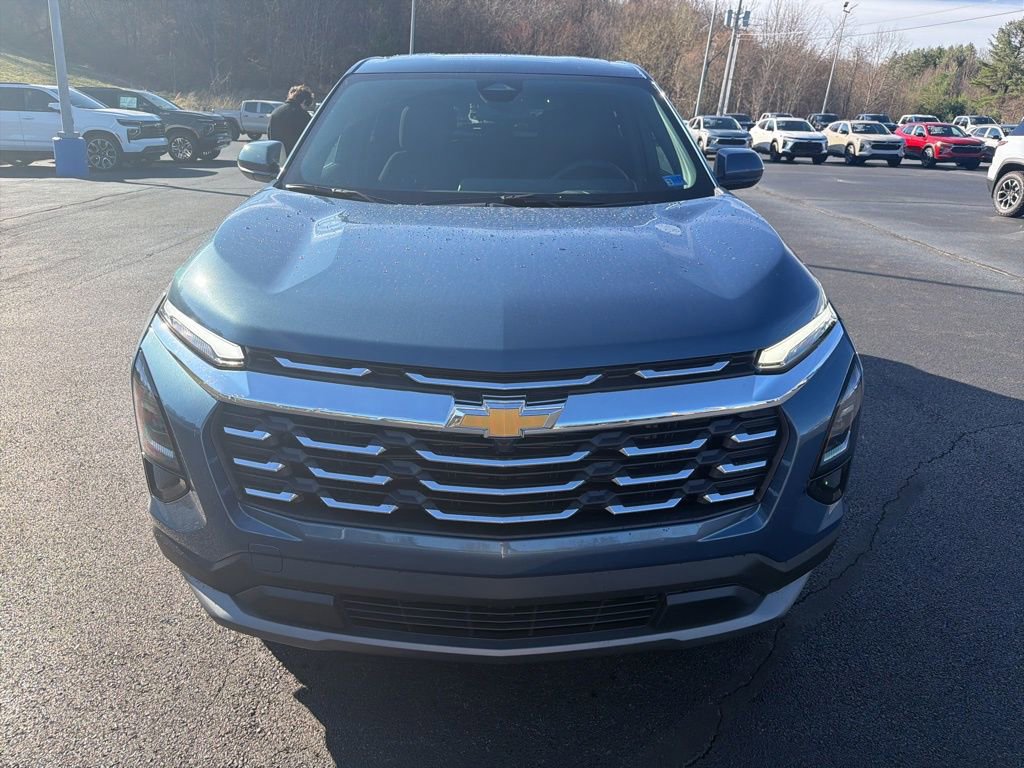 New 2026 Chevrolet Equinox LT image 2