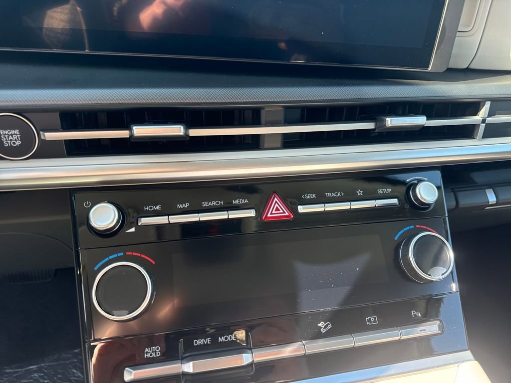 New 2026 Hyundai Santa Fe SE image 20