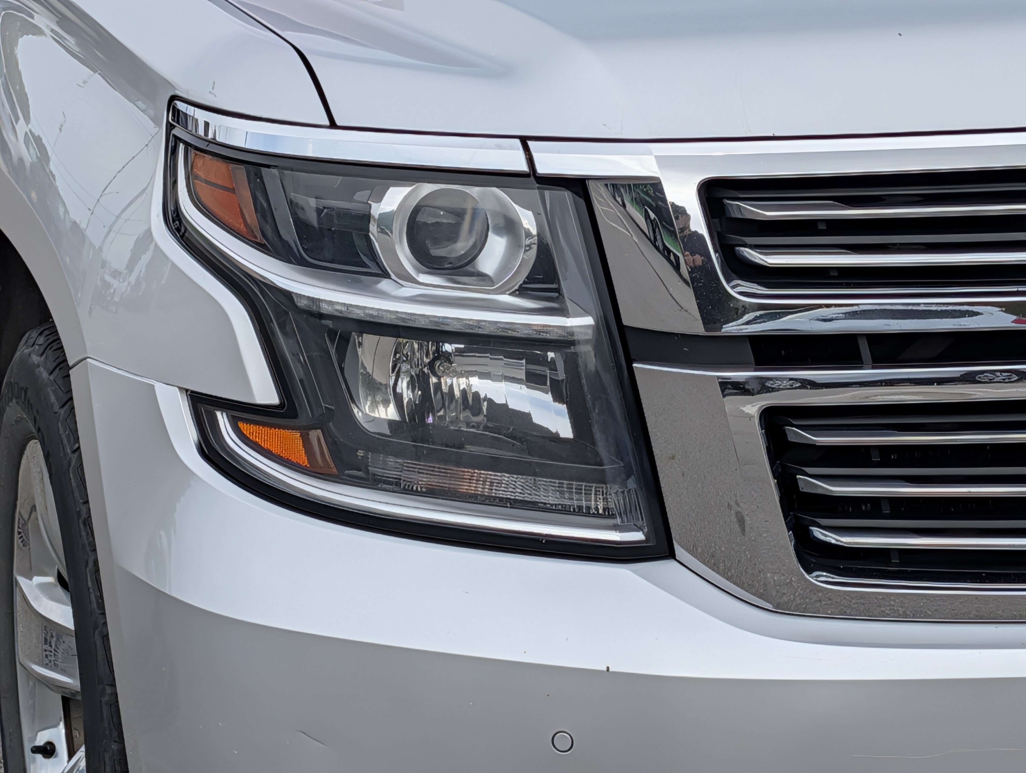 Used 2015 Chevrolet Tahoe LTZ AWD/4WD image 9