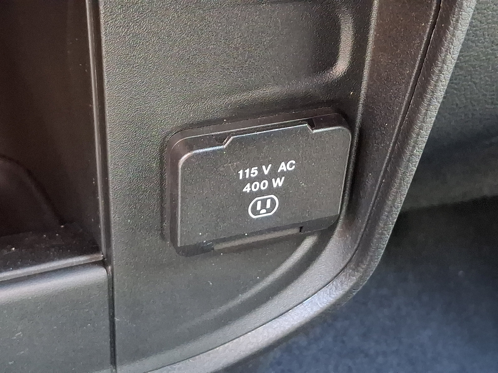 New 2026 RAM 3500 Tradesman AWD/4WD image 16
