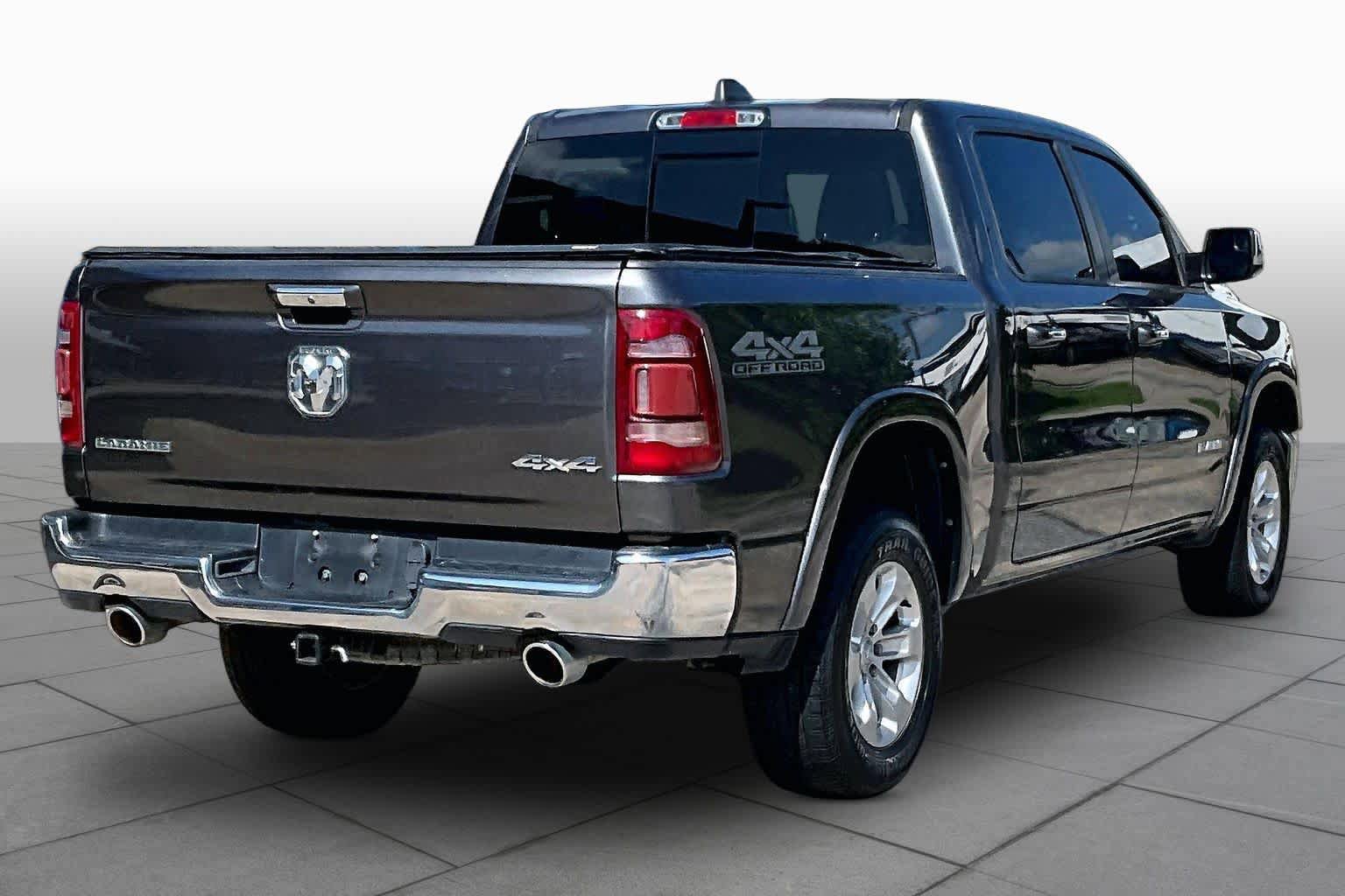Used 2021 RAM 1500 Laramie w/ Off Road Group AWD/4WD image 13