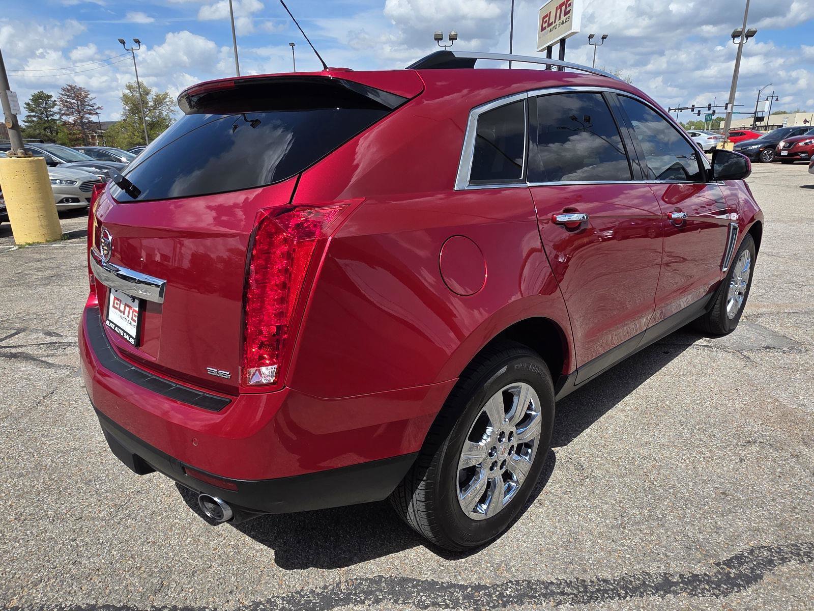 Used 2015 Cadillac SRX Luxury w/ Trailering Package image 5