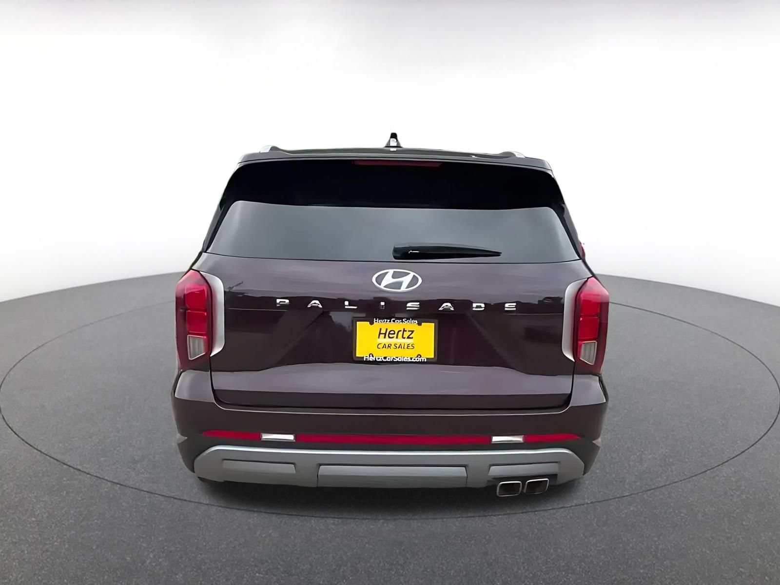 Used 2024 Hyundai Palisade SEL FWD image 12