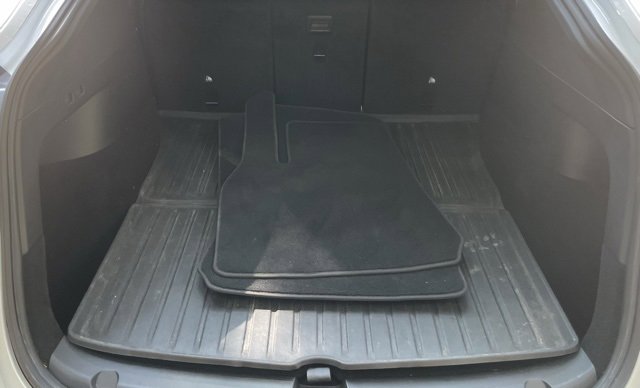 Used 2021 Tesla Model Y Long Range image 17