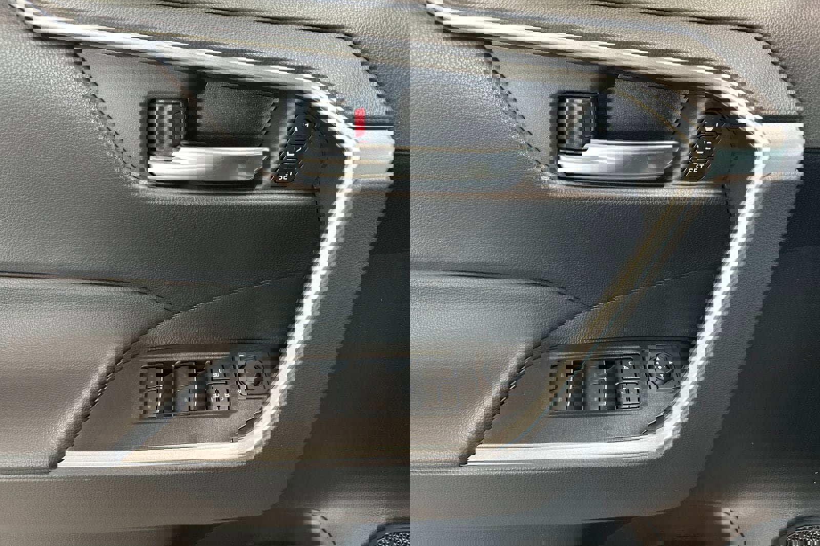 New 2025 Toyota RAV4 XLE Premium image 11