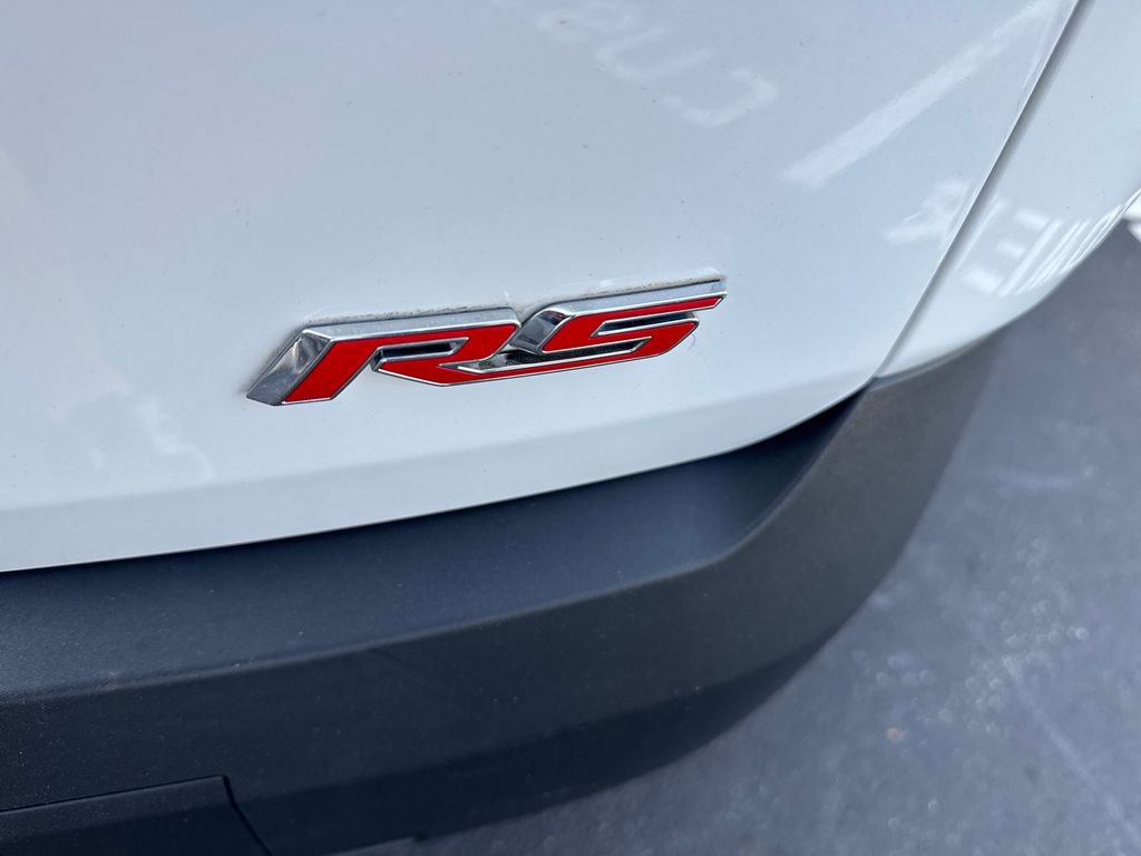 Used 2023 Chevrolet Traverse RS AWD/4WD image 36