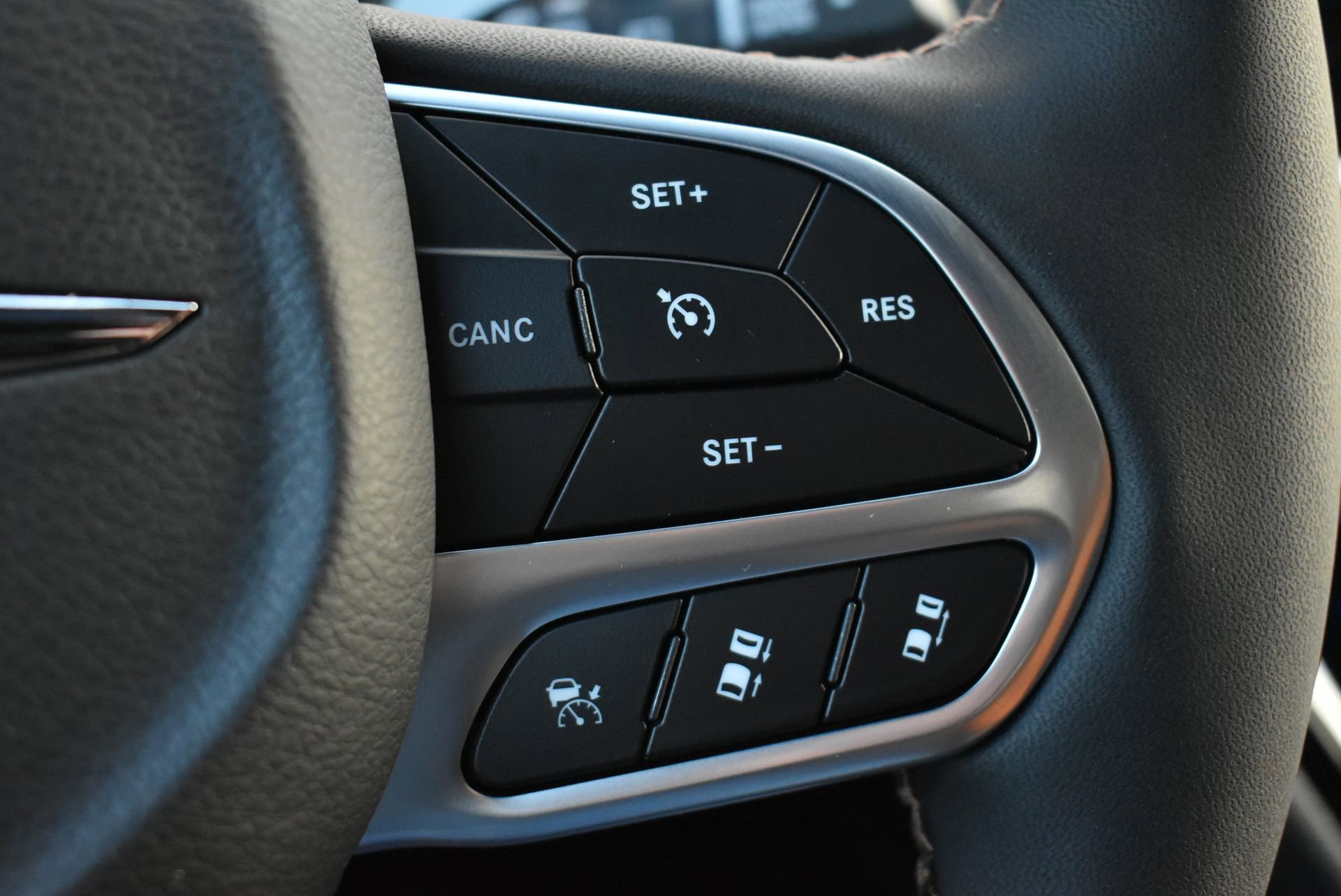 New 2026 Chrysler Pacifica Pinnacle image 27