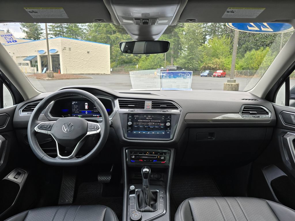 Used 2022 Volkswagen Tiguan SE AWD/4WD image 7