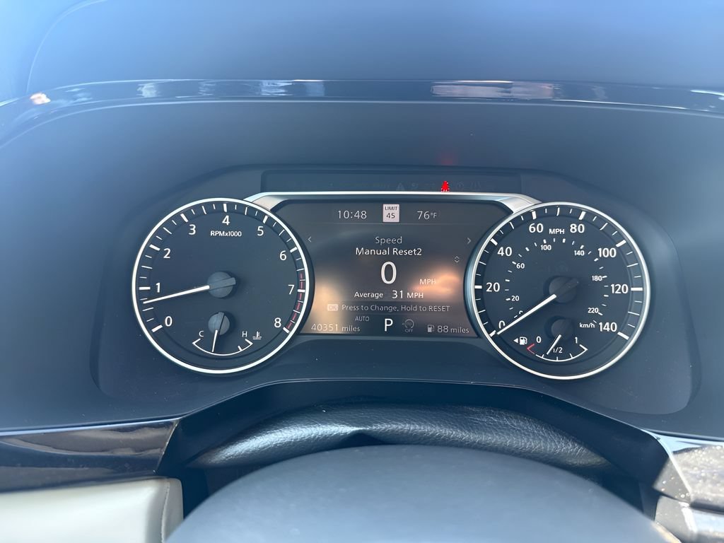 Used 2023 Nissan Pathfinder SL AWD/4WD image 26