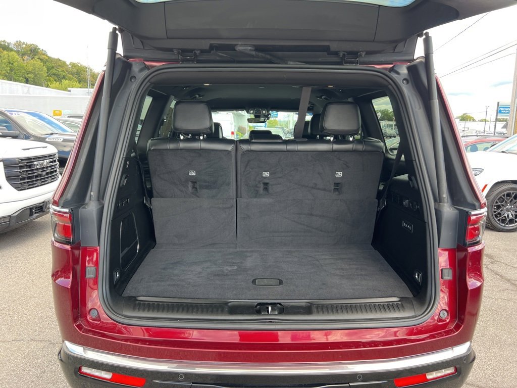 Used 2022 Jeep Wagoneer Series III w/ Convenience Group I image 23