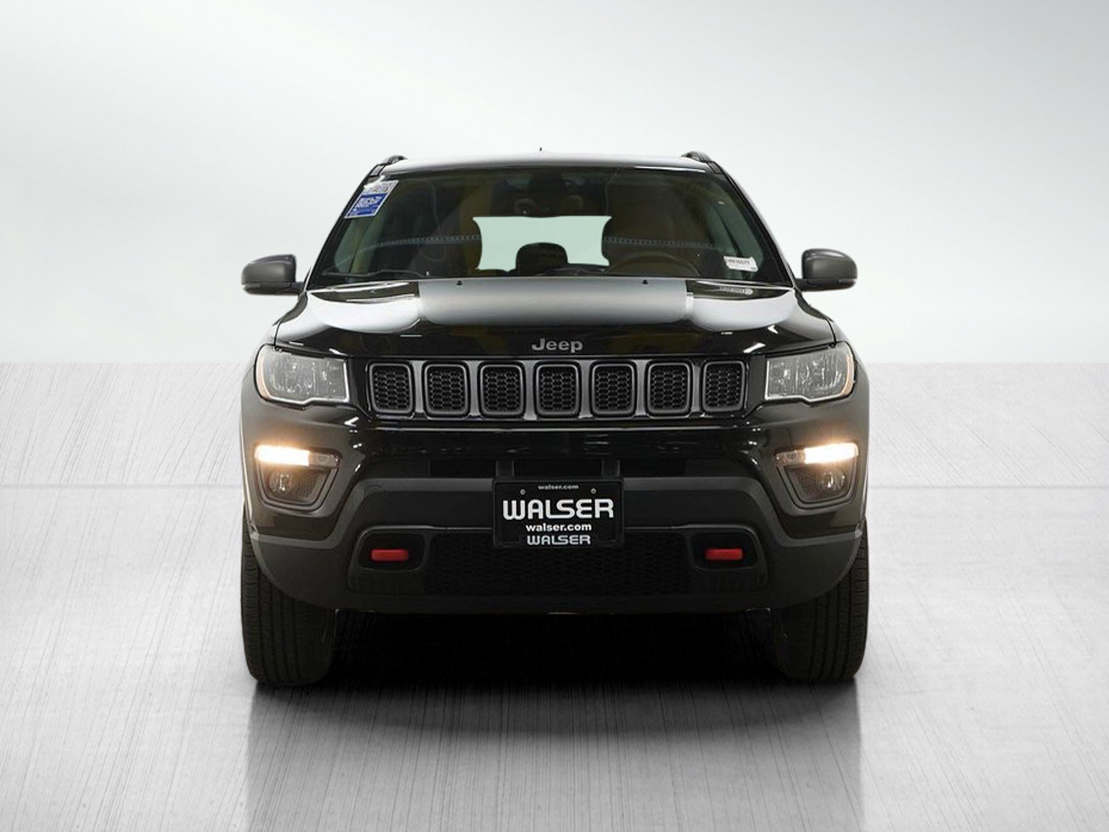 Used 2018 Jeep Compass Trailhawk w/ Safe & Security Group image 9