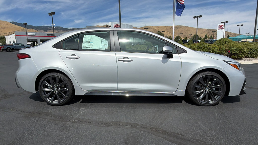 New 2026 Toyota Corolla XSE FWD image 2
