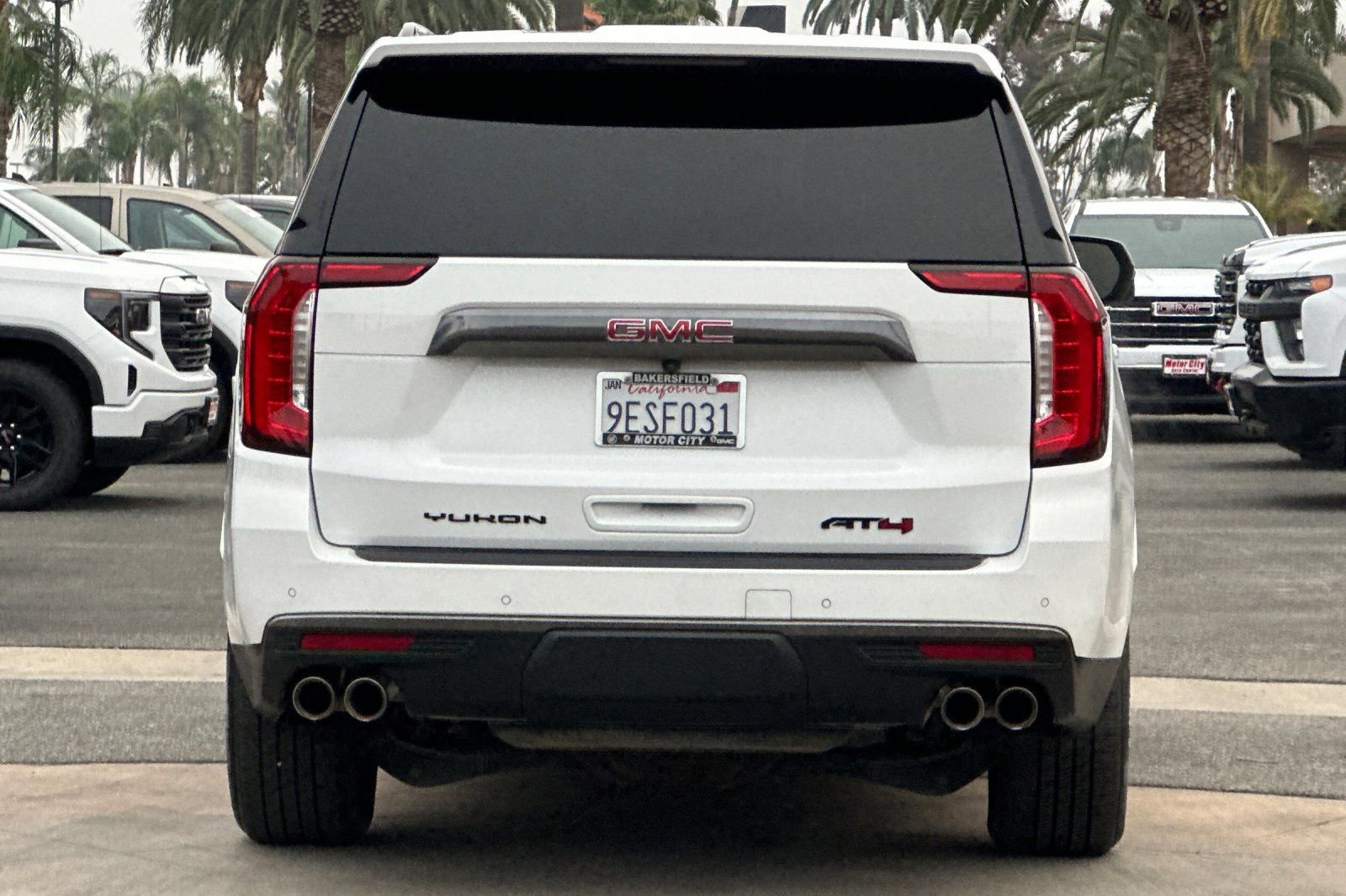 Used 2023 GMC Yukon AT4 image 5