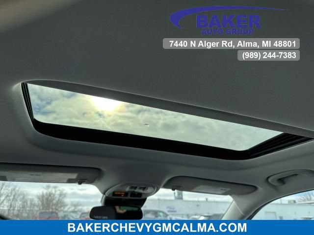 New 2026 Chevrolet Trax ACTIV w/ Sunroof Package FWD image 5