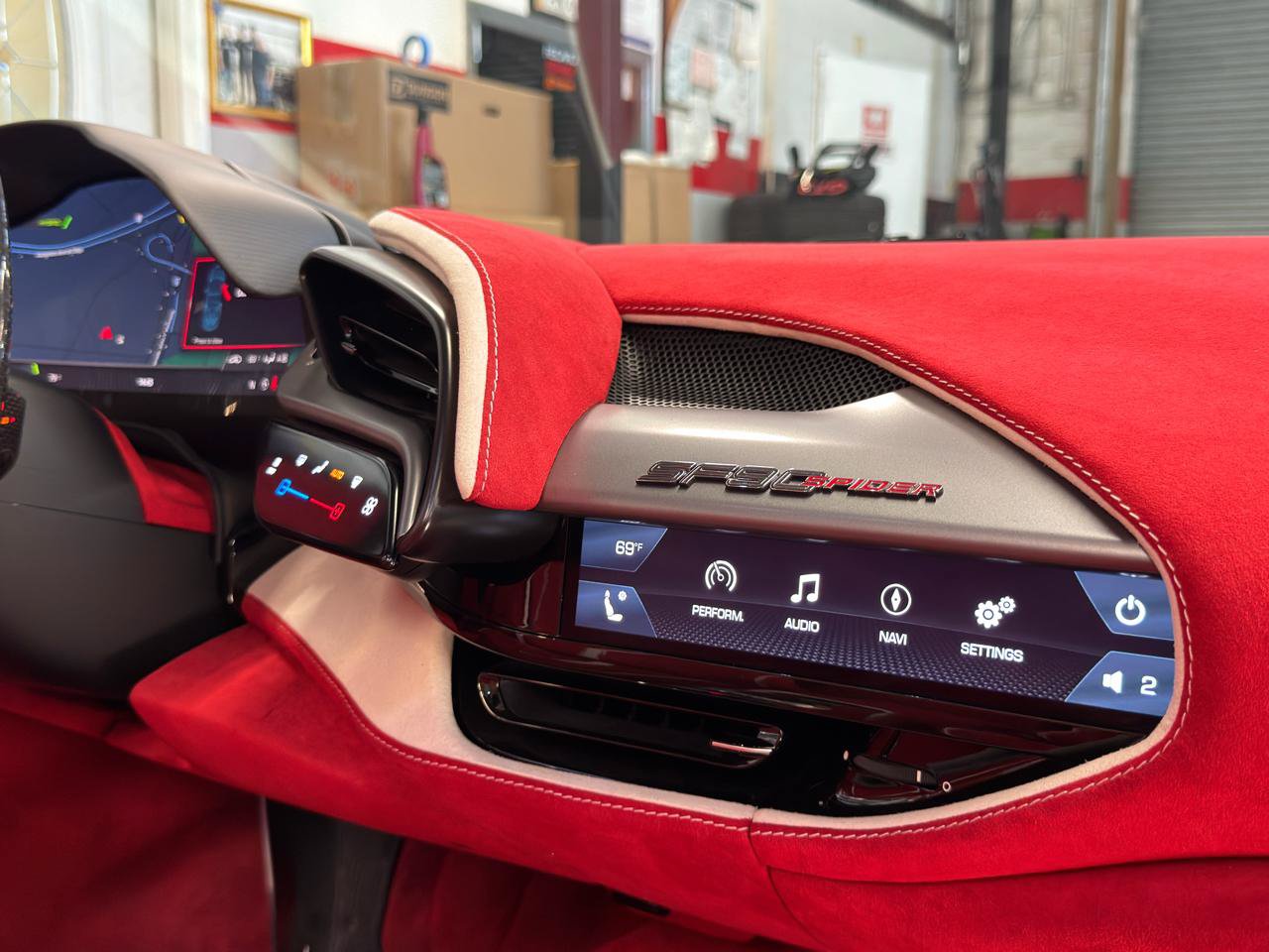 Used 2022 Ferrari SF90 Spider AWD/4WD image 23