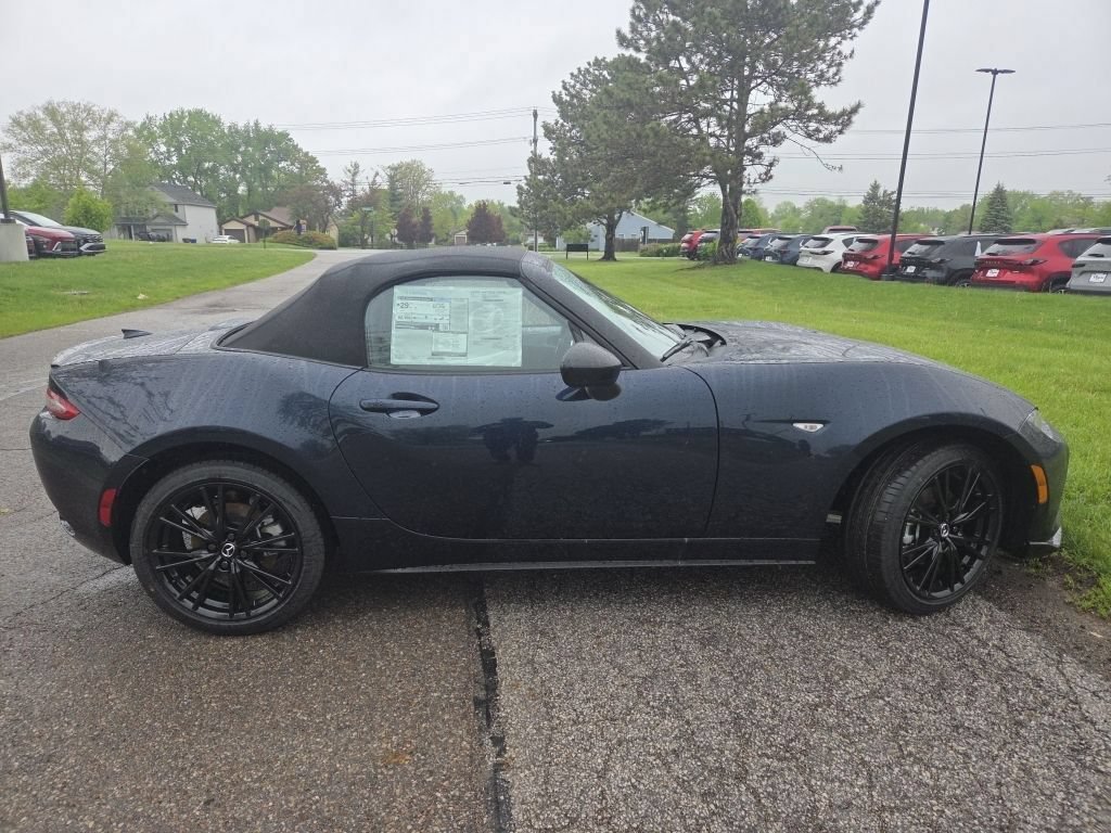 New 2026 MAZDA MX-5 Miata Club w/ Weather Package RWD image 14