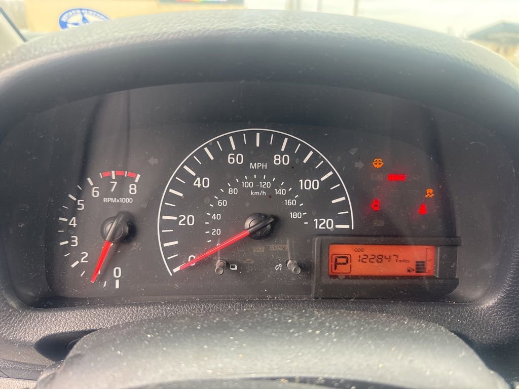 Used 2013 Nissan NV200 SV w/ Technology Pkg FWD image 2