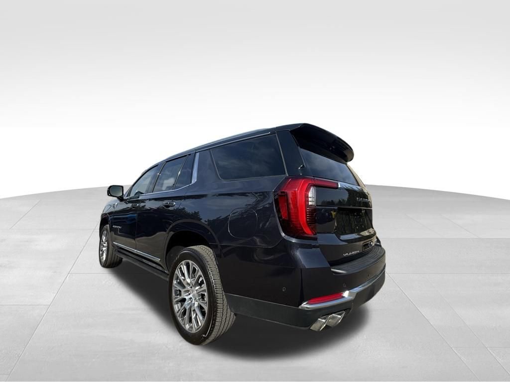 Used 2025 GMC Yukon Denali w/ Denali Reserve Package image 10