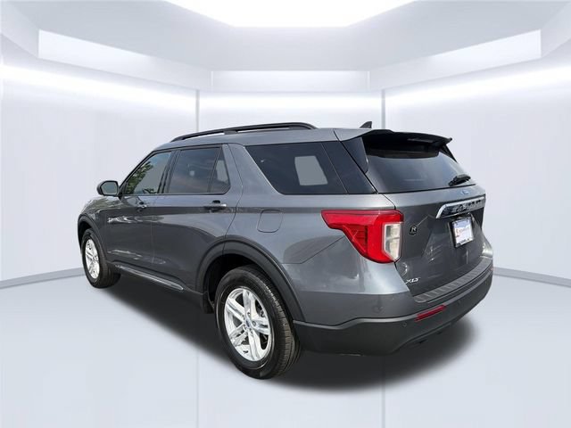 Used 2024 Ford Explorer XLT AWD/4WD image 38