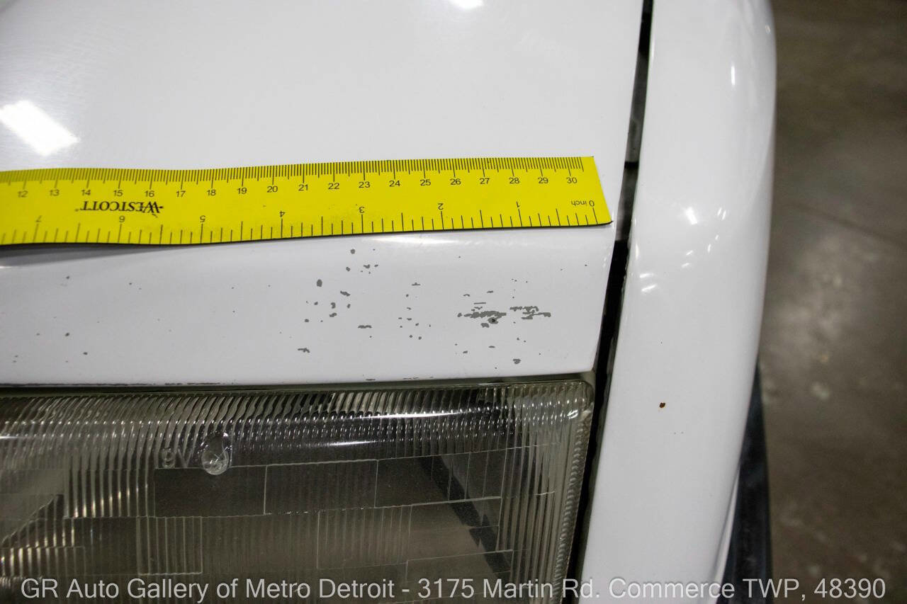 Used 1991 Dodge Shadow Convertible image 27