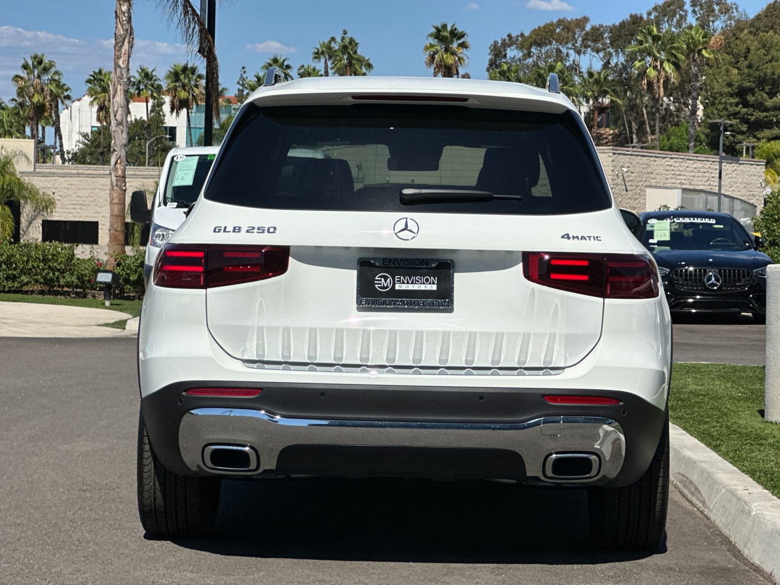 Certified 2026 Mercedes-Benz GLB 250 4MATIC image 4