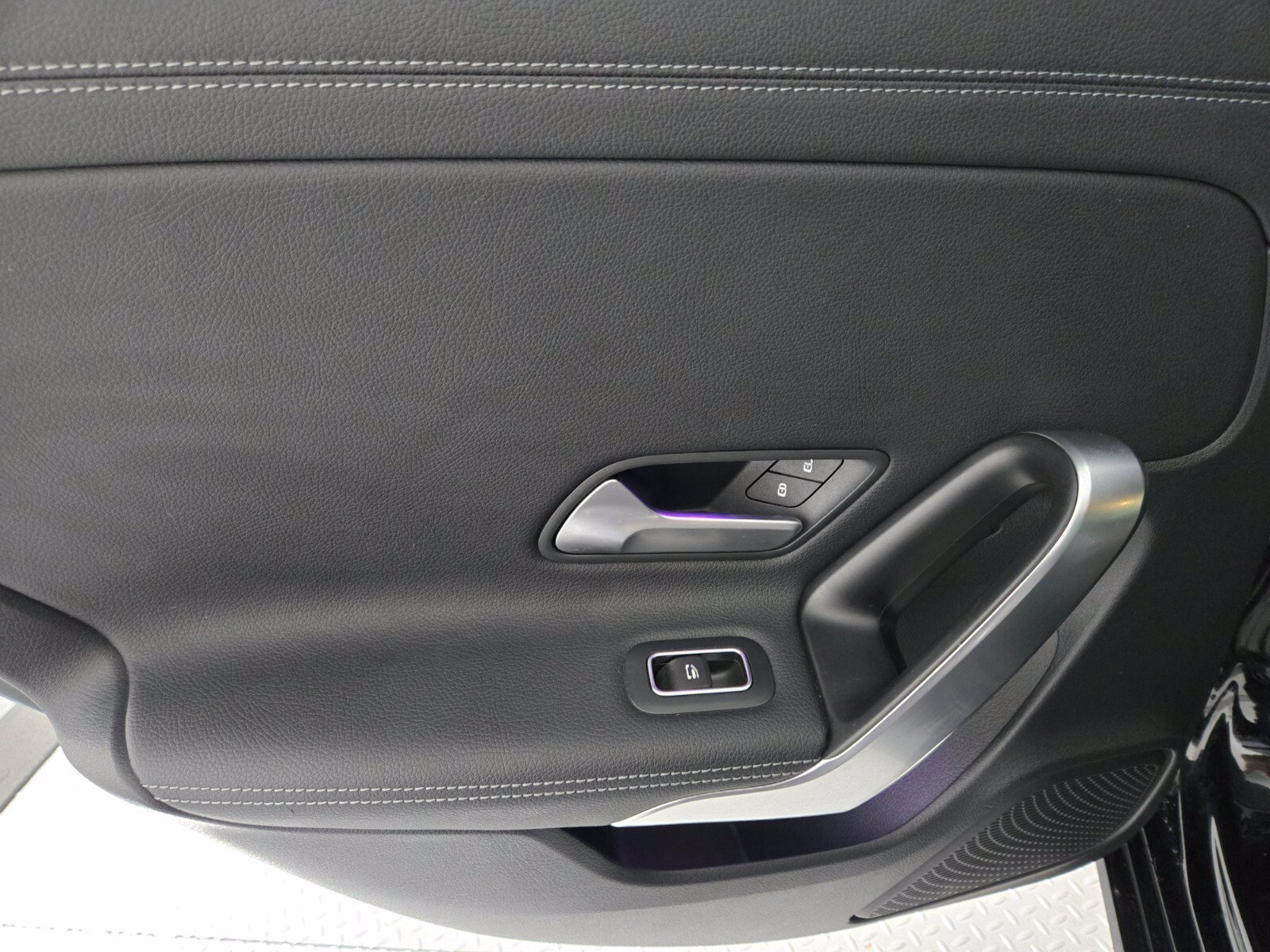 Used 2023 Mercedes-Benz CLA 250 image 22