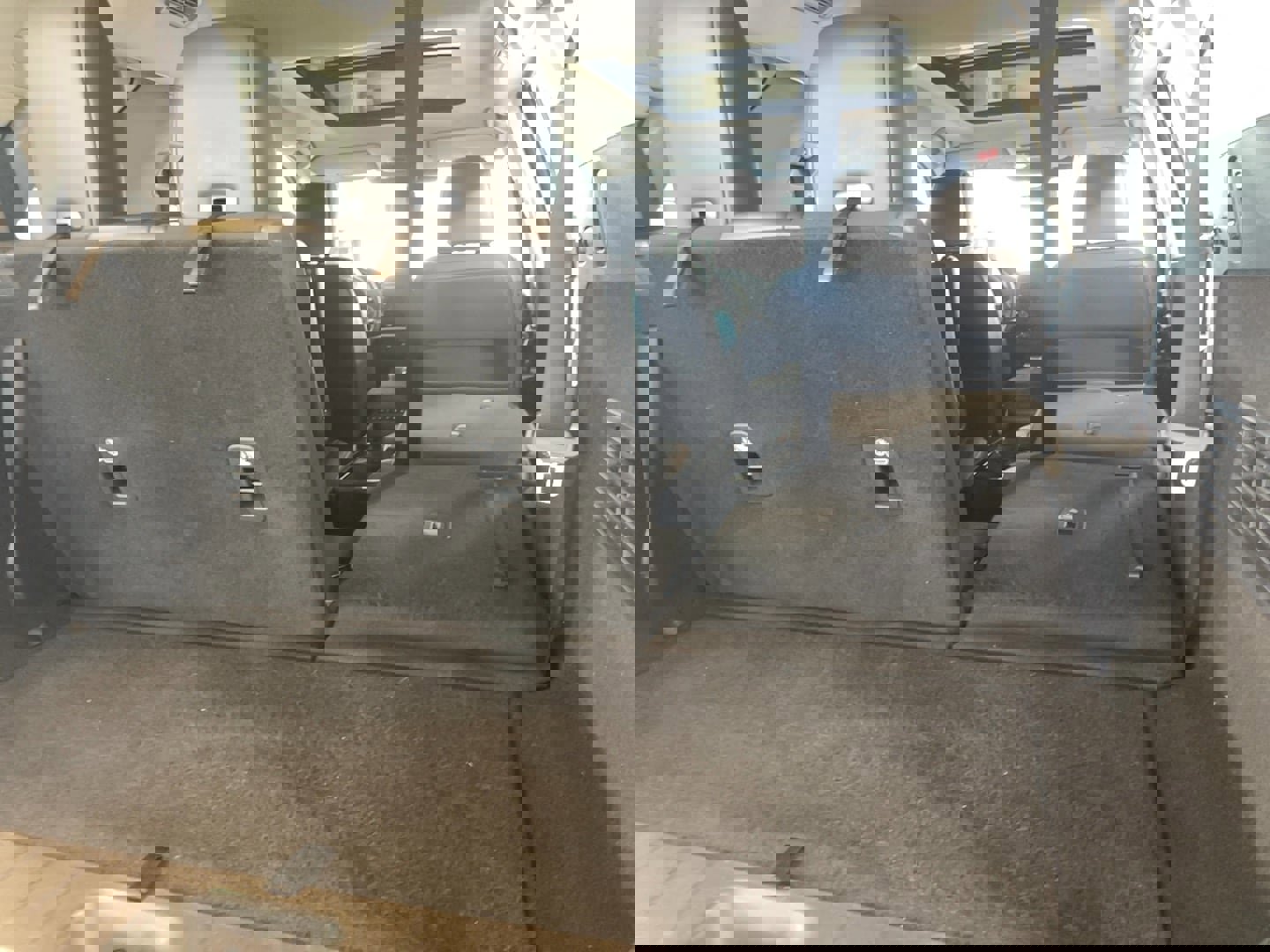 Used 2024 Nissan Pathfinder SL w/ SL Premium Package AWD/4WD image 28