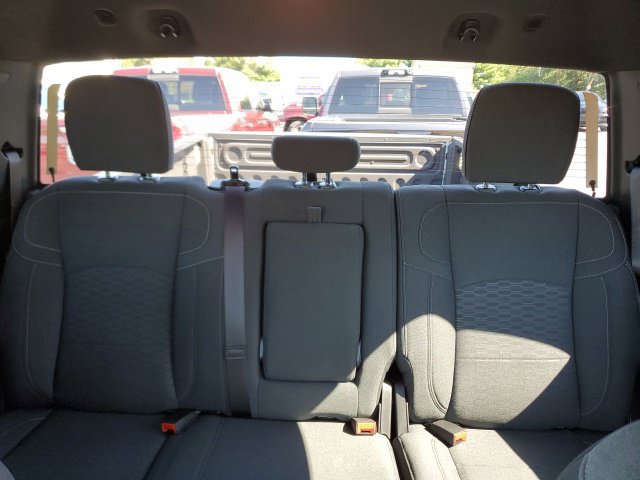 New 2026 RAM 2500 Big Horn AWD/4WD image 13