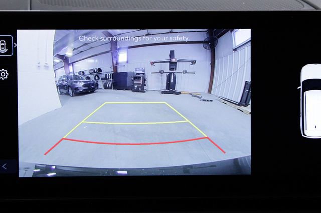 Used 2025 Hyundai Santa Fe SEL image 35