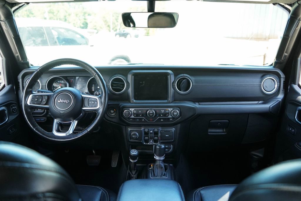 Used 2022 Jeep Wrangler Unlimited Sahara w/ Cold Weather Group image 8