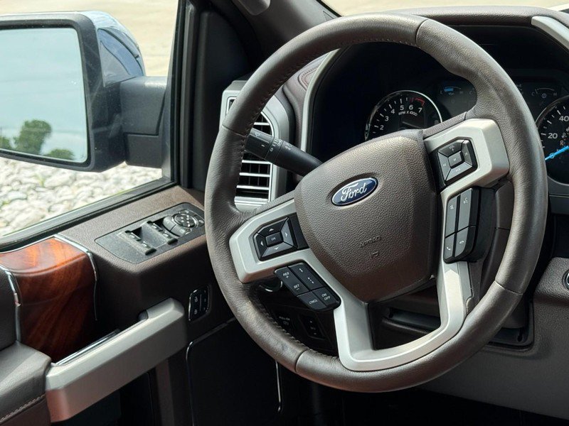 Used 2018 Ford F150 King Ranch w/ Equipment Group 601A Luxury AWD/4WD image 12