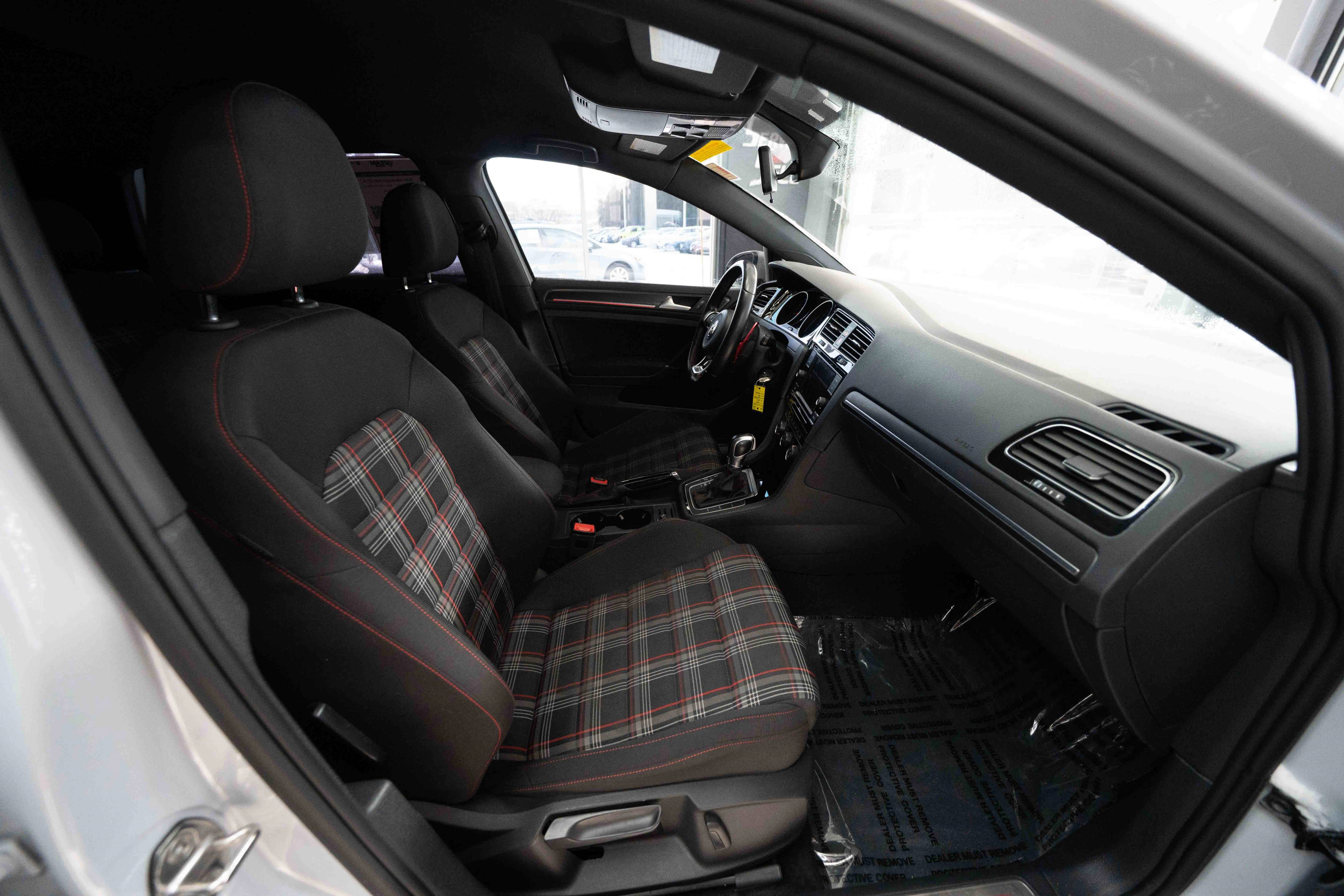 Used 2018 Volkswagen GTI S image 27