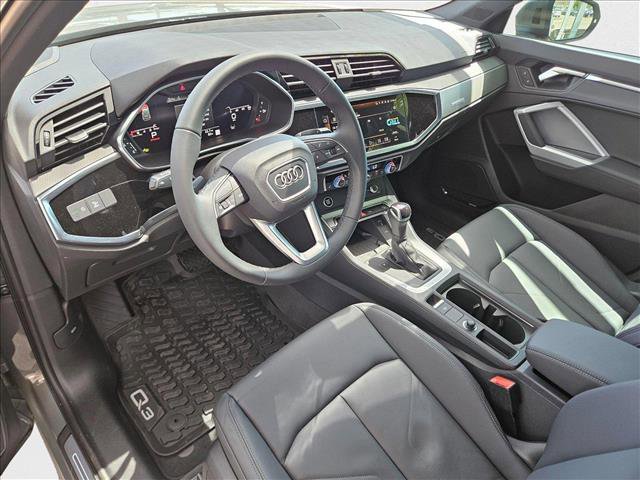 New 2025 Audi Q3 2.0T Premium Plus w/ Premium Plus Package AWD/4WD image 3