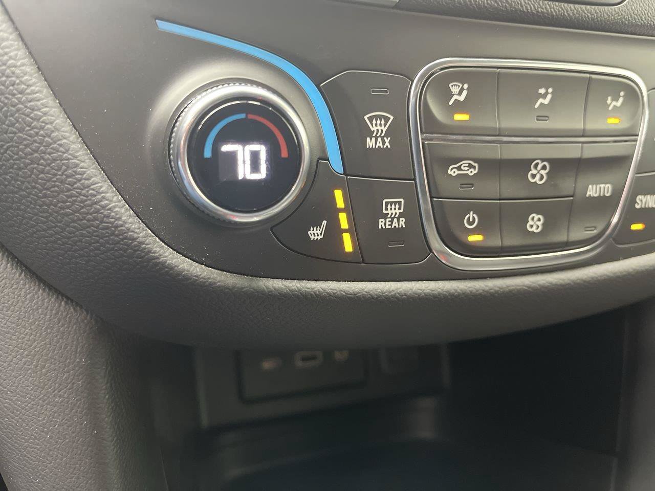 Certified 2021 Chevrolet Equinox LT FWD image 21