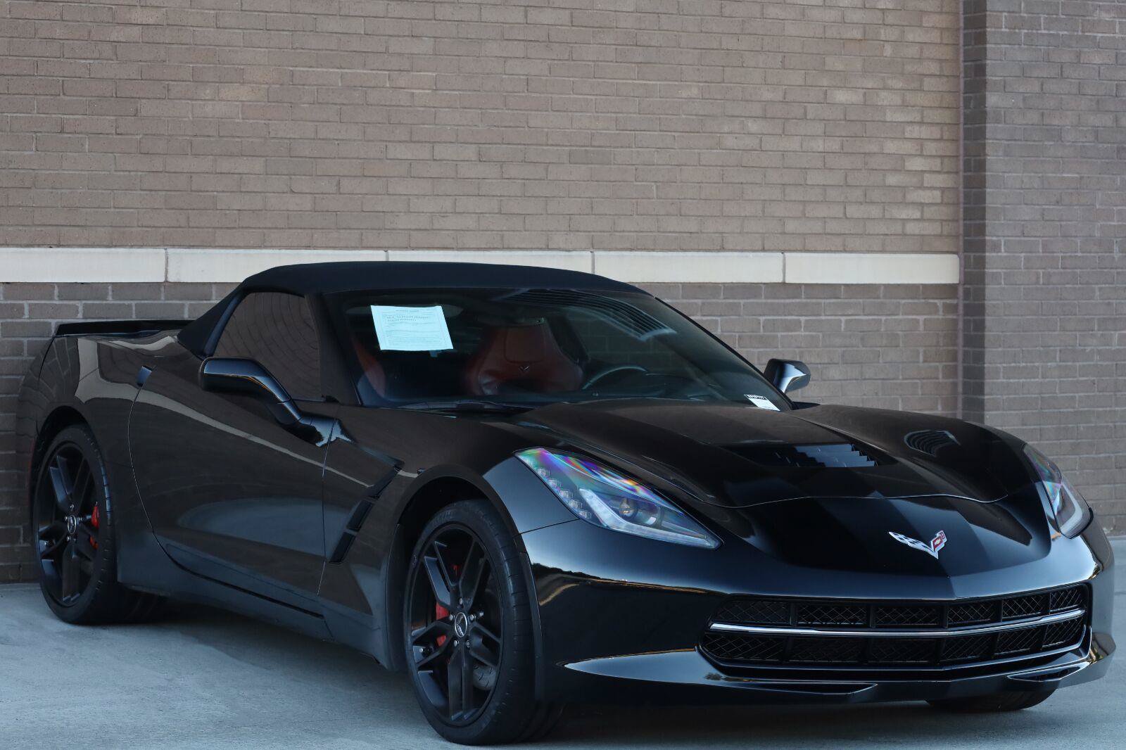 Used 2014 Chevrolet Corvette Stingray Convertible w/ 2LT Preferred Equipment Group RWD image 9