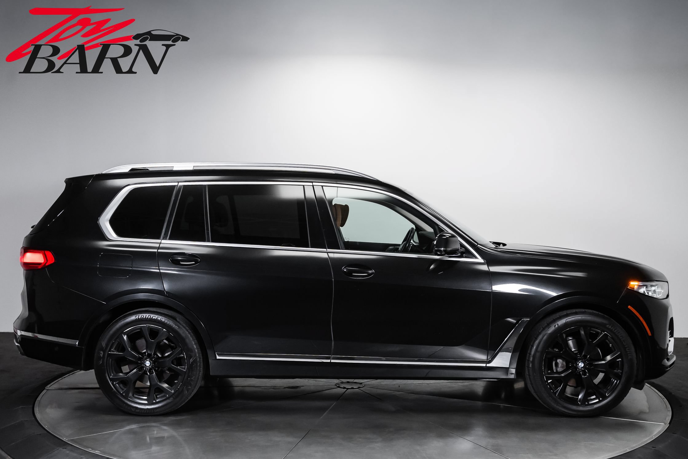 Used 2022 BMW X7 xDrive40i w/ Premium Package AWD/4WD image 6