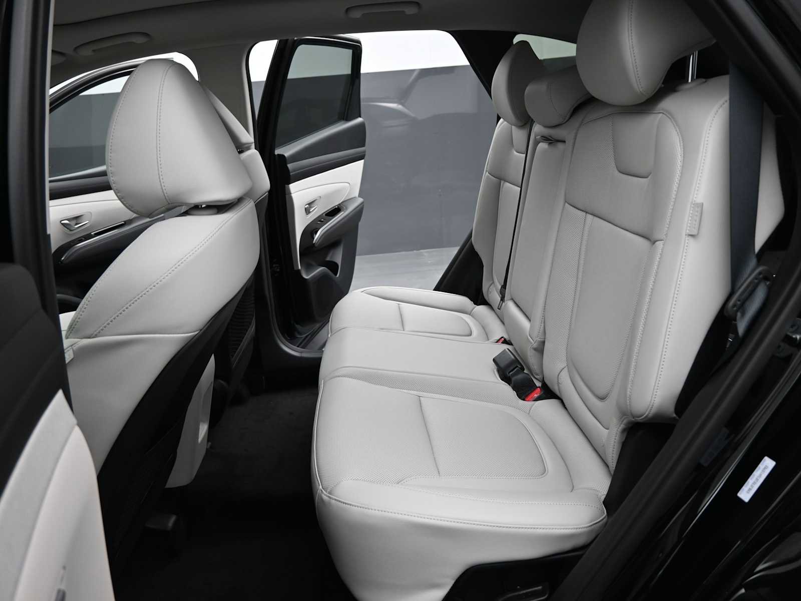 New 2026 Hyundai Tucson Limited image 14